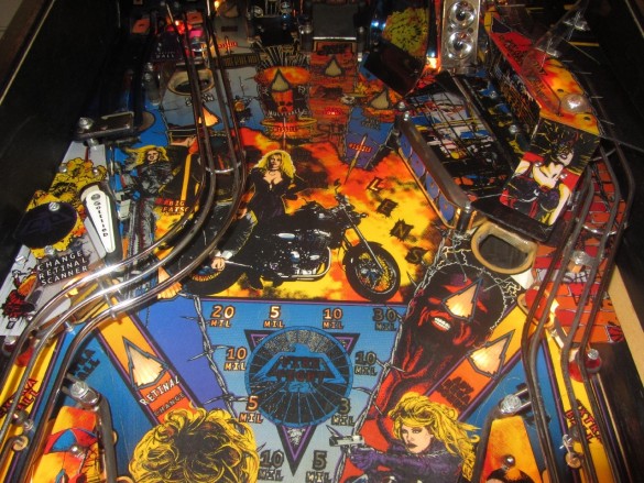 Flippers Gottlieb Barb Wire 8