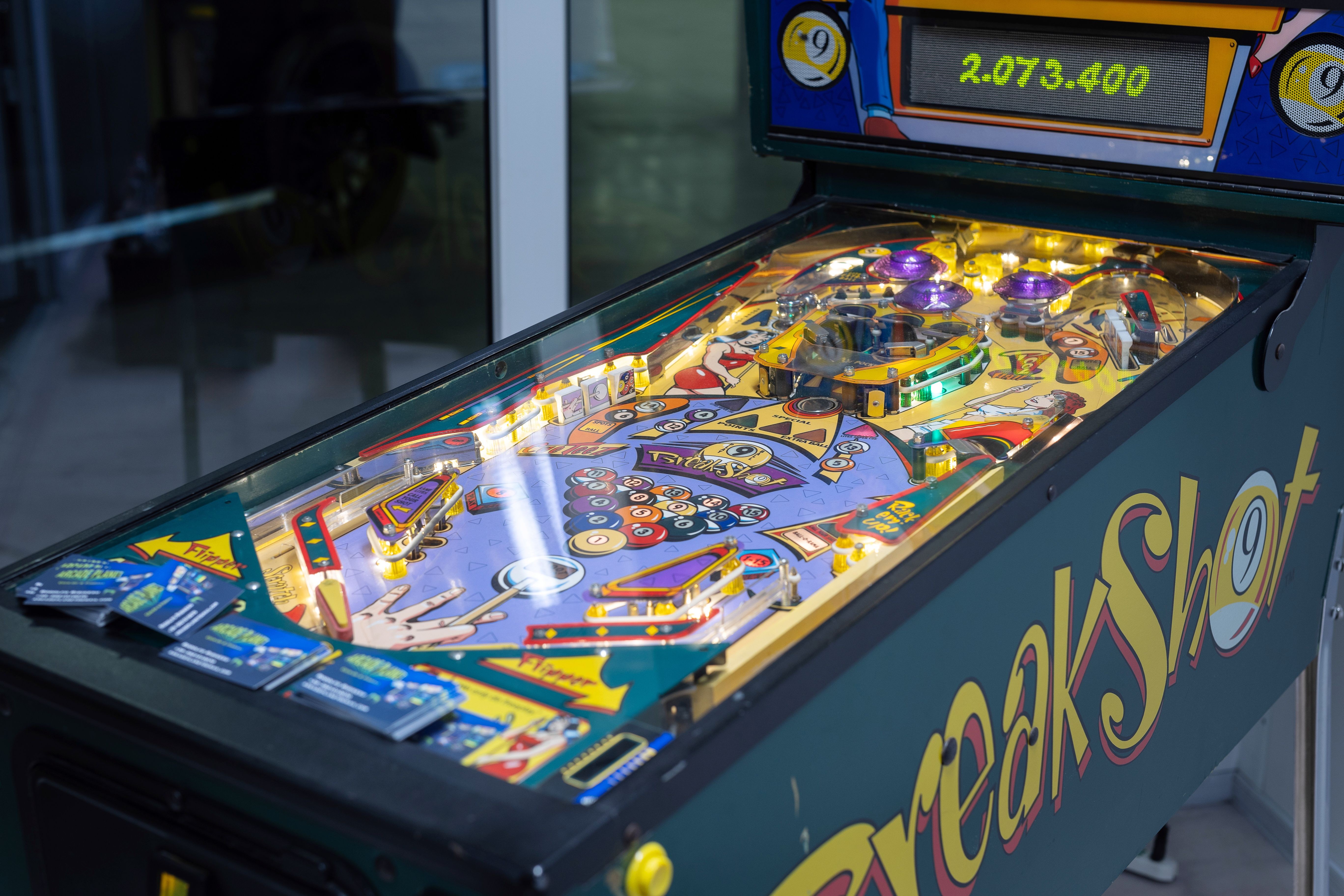 collectionneur-flipper-plongez-univers-fascinant-1