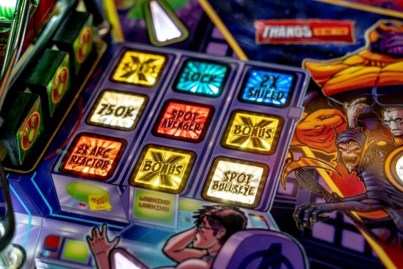 Flippers Stern Pinball Avengers : Infinity Quest Pro 12