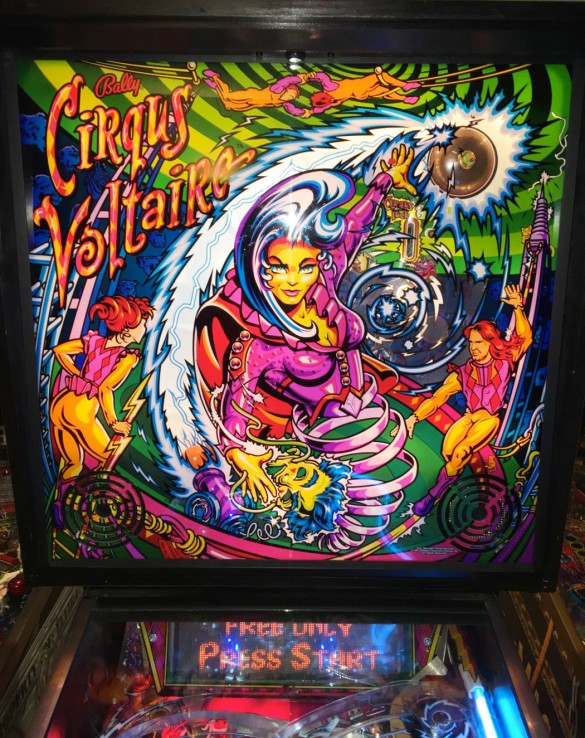 Flippers Bally Cirqus Voltaire 2