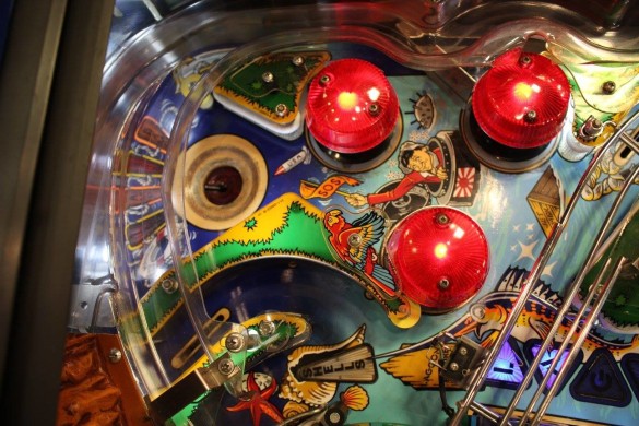 Flippers Bally Gilligan's Island 4