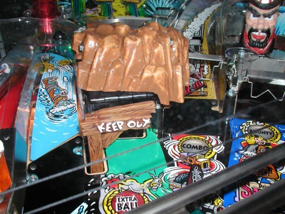 Flippers Bally Cactus Canyon 3