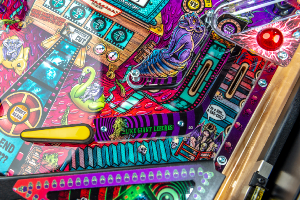Flippers Stern Pinball Elvira's House of Horrors Premium 5