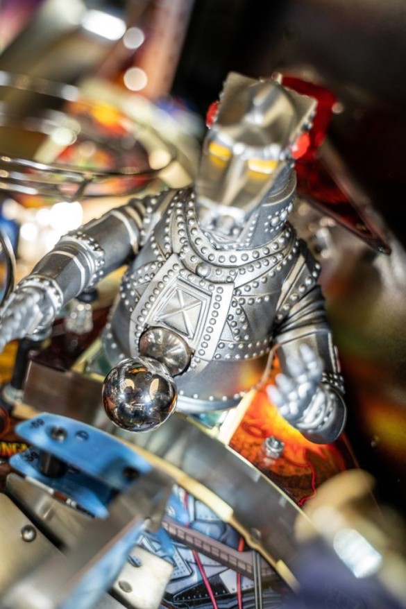 Flippers Stern Pinball Godzilla Premium 39