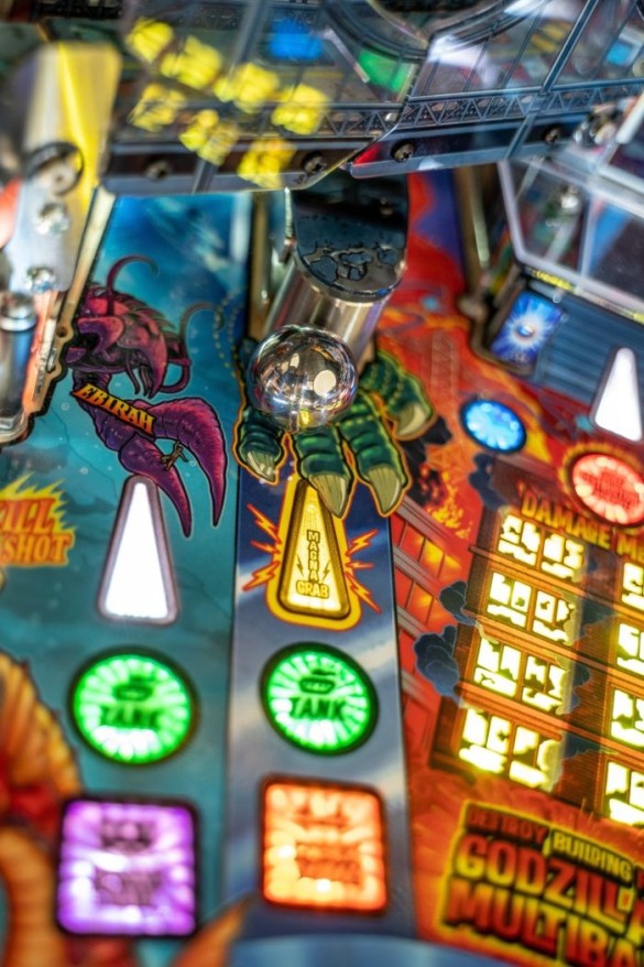 Flippers Stern Pinball Godzilla Premium 25
