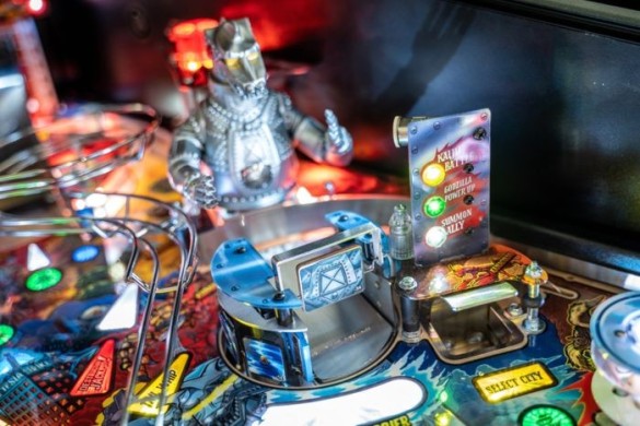 Flippers Stern Pinball Godzilla Premium 14