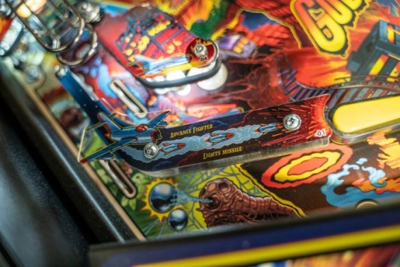 Flippers Stern Pinball Godzilla Premium 11