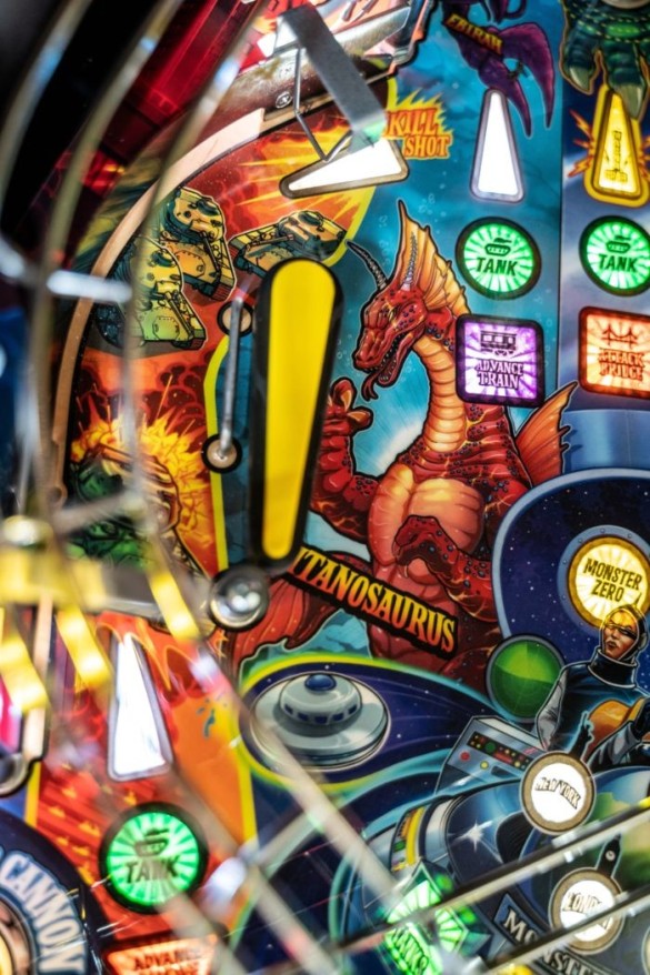 Flippers Stern Pinball Godzilla Pro 20