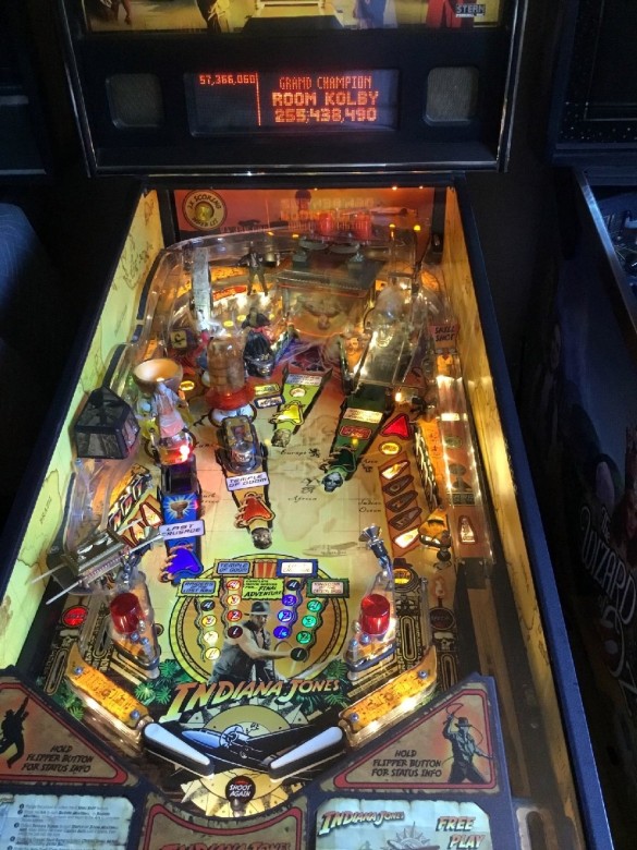 Flippers Stern Pinball Indiana Jones 6