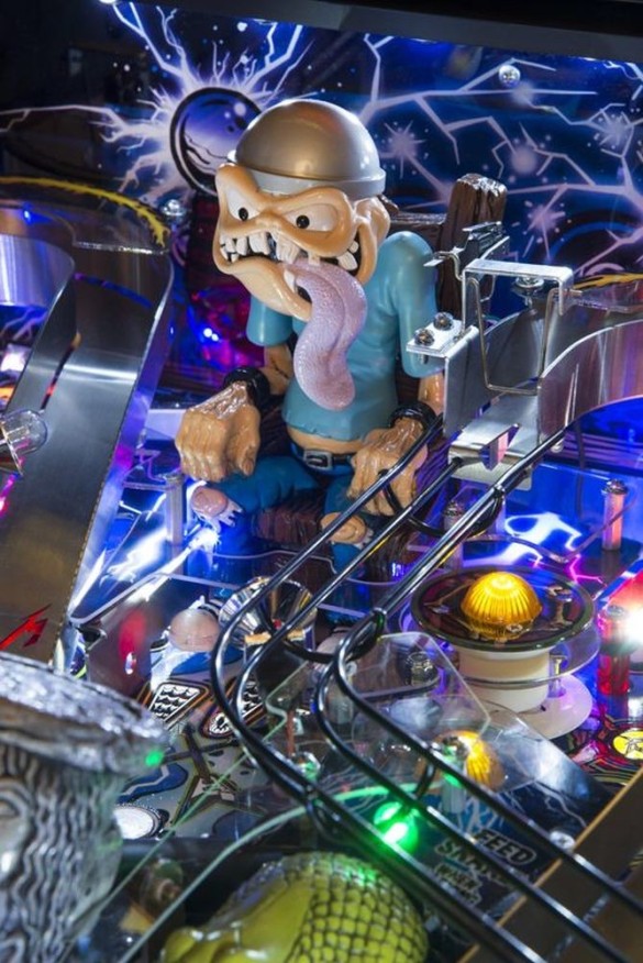 Flippers Stern Pinball Metallica Master of Puppets Limited Edition 10