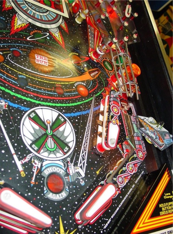 Flippers Williams Pin.Bot 5