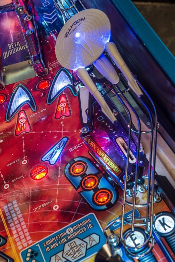 Flippers Stern Pinball Star Trek Vault Premium 4
