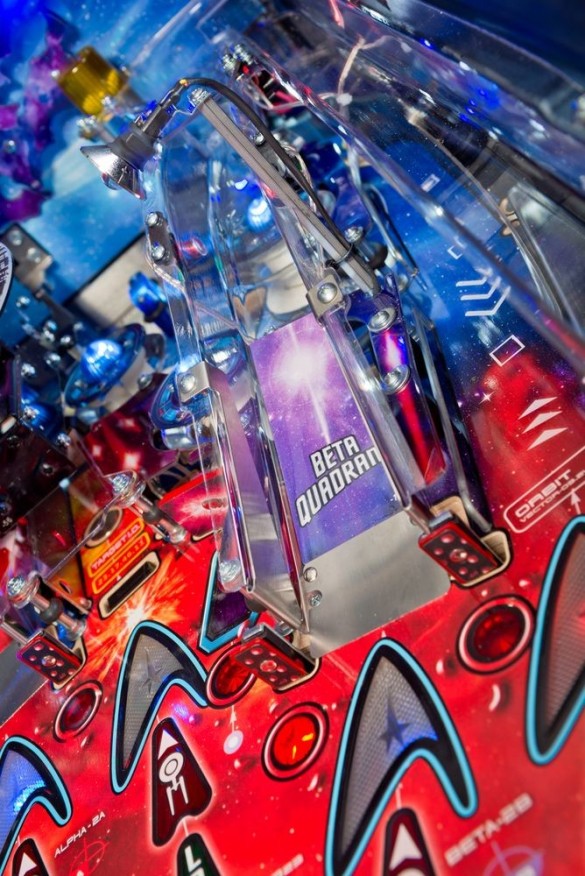 Flippers Stern Pinball Star Trek Vault Pro 18