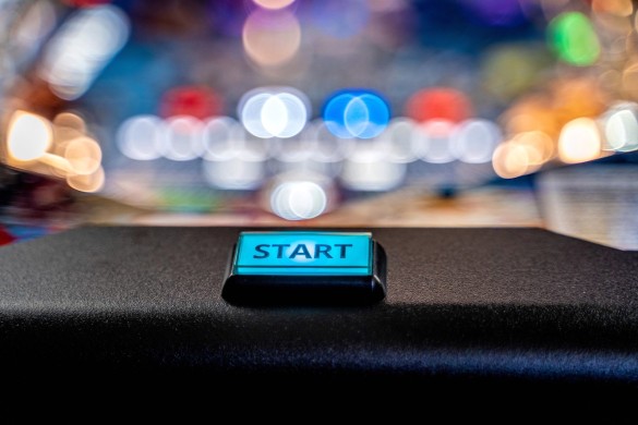 Flippers Stern Pinball Star Wars Comic Art Pin - Home Edition 6