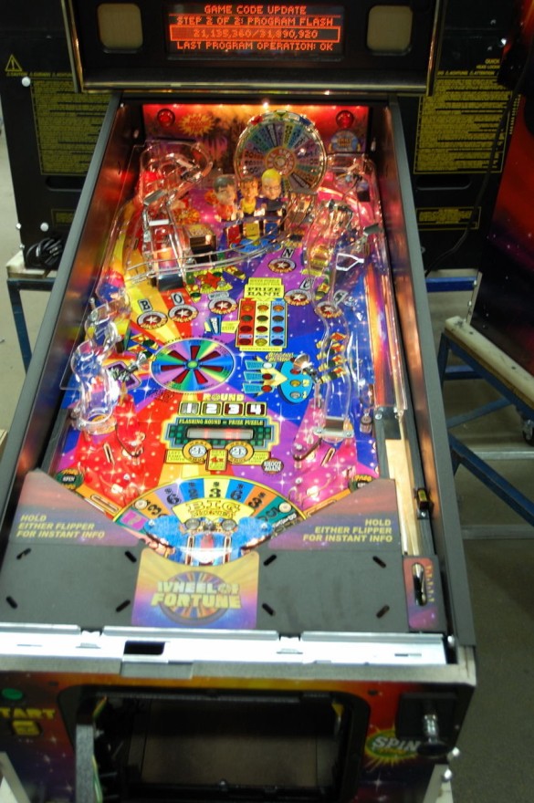 Flippers Stern Pinball Wheel of Fortune 7