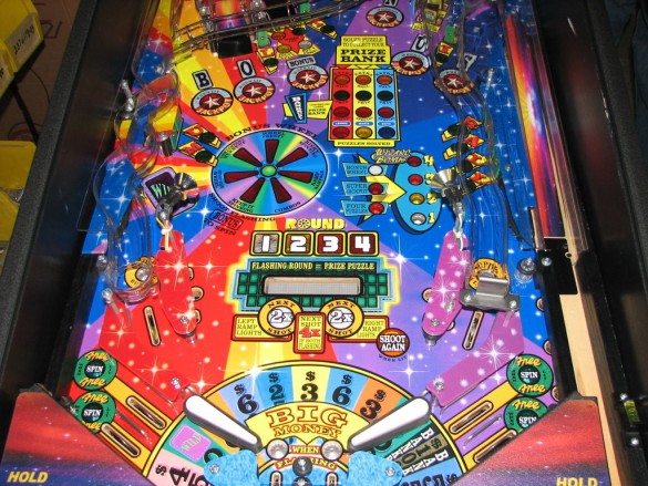 Flippers Stern Pinball Wheel of Fortune 4