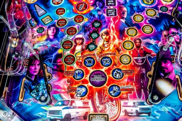Flippers Stern Pinball Stranger Things Premium 12