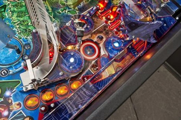Flippers Stern Pinball The Avengers Pro 8