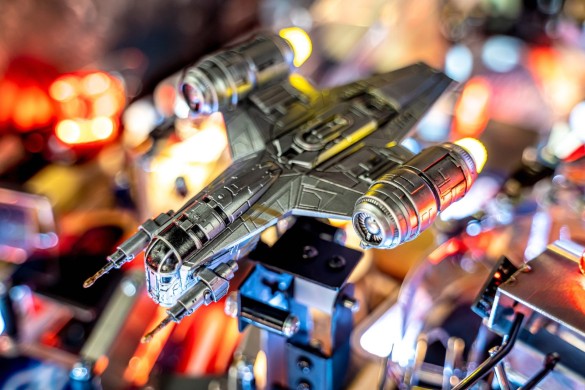Flippers Stern Pinball The Mandalorian Limited Edition 9