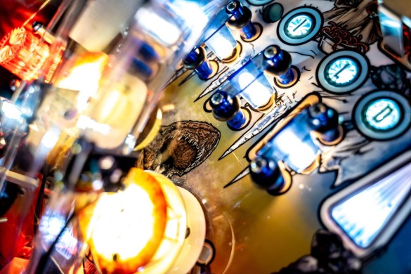 Flippers Stern Pinball The Mandalorian Premium 24