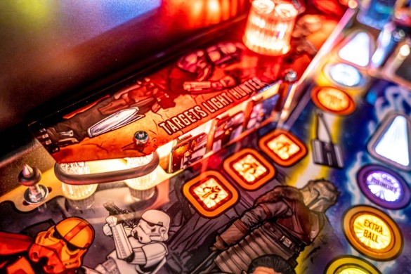Flippers Stern Pinball The Mandalorian Premium 16