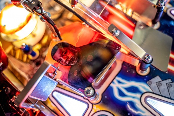 Flippers Stern Pinball The Mandalorian Pro 15