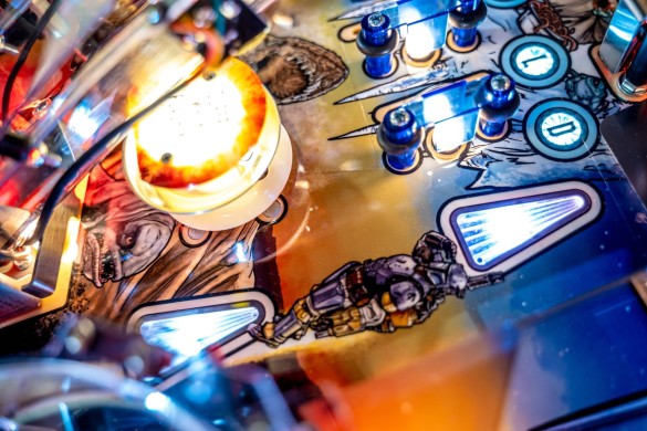 Flippers Stern Pinball The Mandalorian Pro 26
