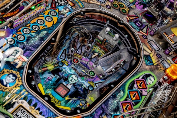 Flippers Stern Pinball The Munsters Limited Edition 7