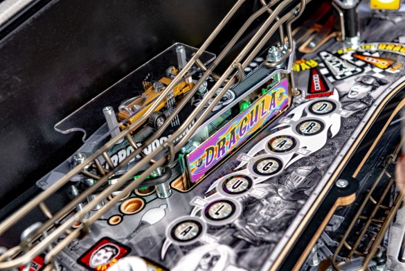 Flippers Stern Pinball The Munsters Premium 14