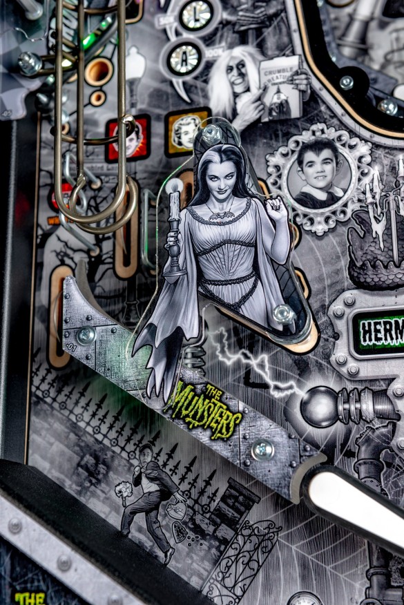 Flippers Stern Pinball The Munsters Premium 11