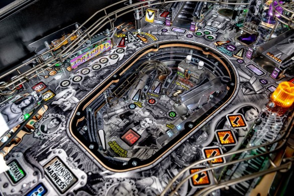 Flippers Stern Pinball The Munsters Premium 5