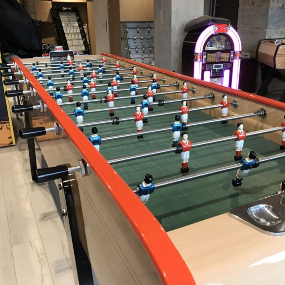 Pages Louer un flipper, baby-foot ou une borne d'arcade à Lyon et ses alentours Location babyfoot géant Bonzini 8 joueurs à Lyon 3
